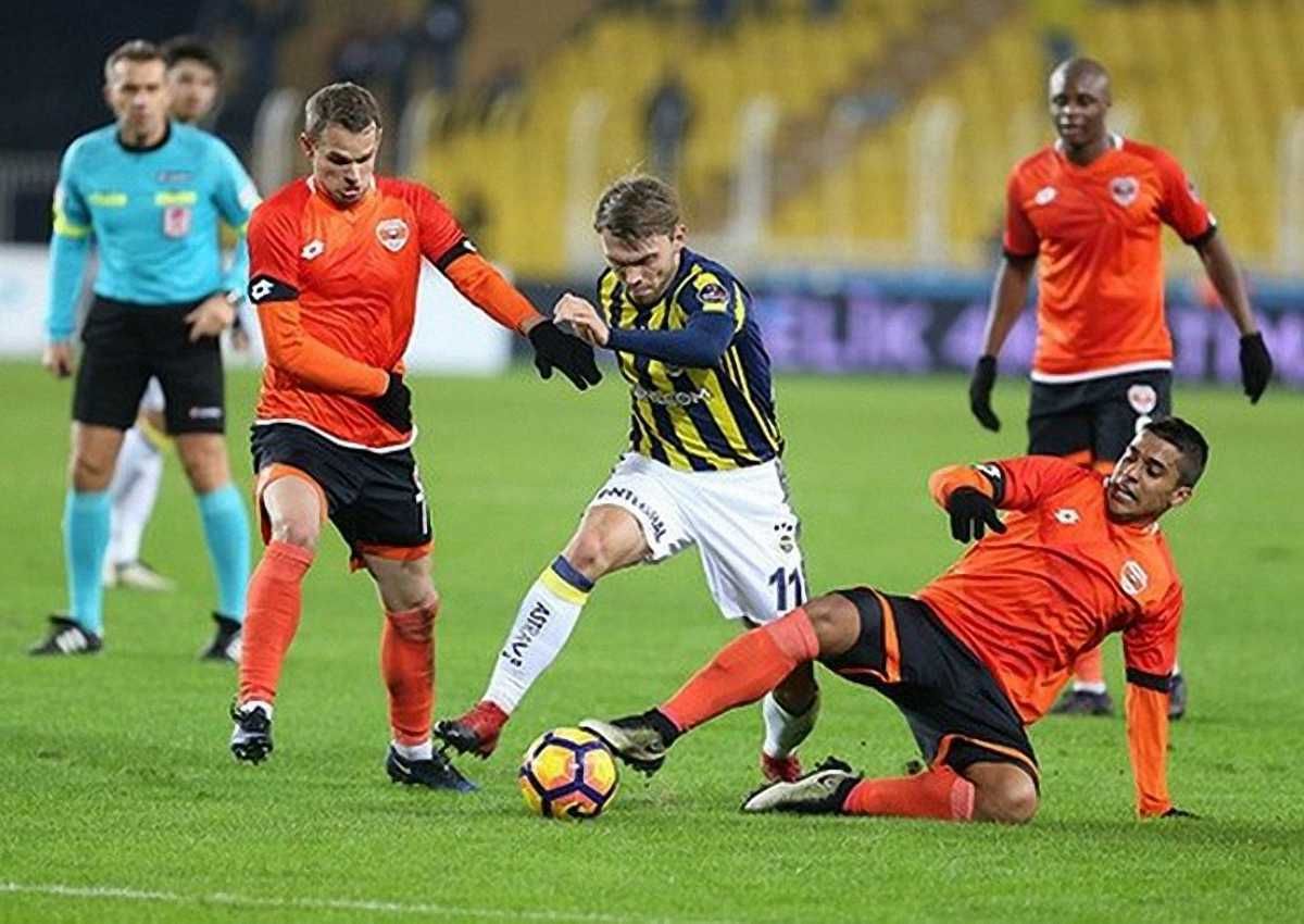 Александр Караваев