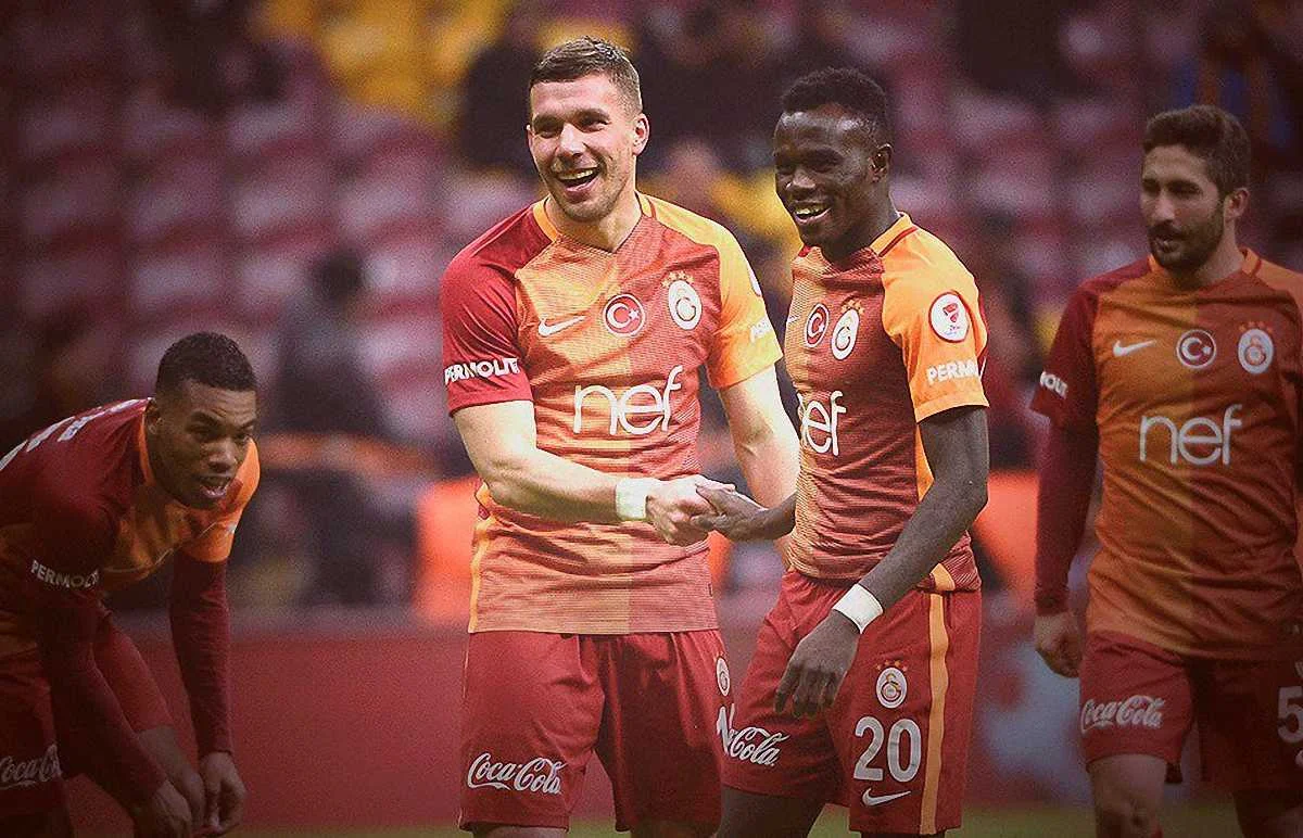 Лукас Подольскі