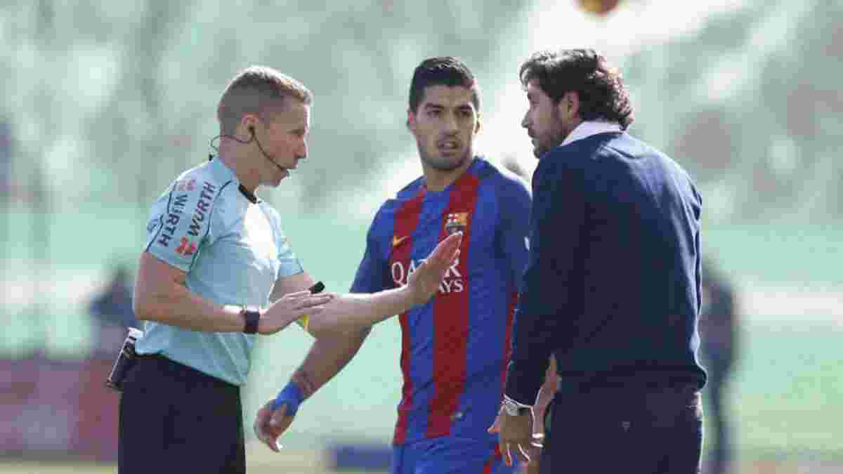 Суддя скандального матчу "Бетіс" – "Барселона" вніс у стартовий склад 9 гравців севільців і футболіста "Осасуни"