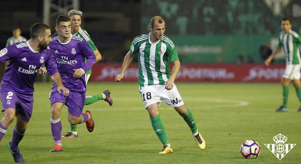 Роман Зозуля / фото ФК "Бетис"