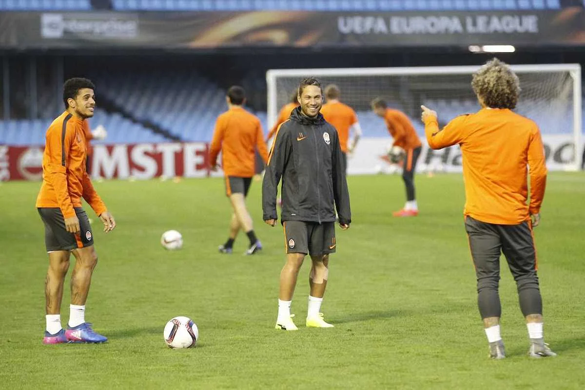 "Шахтер" тренируется на "Балаидосе" / Faro de Vigo