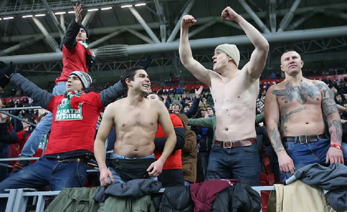 Российские фанаты на матче местного чемпионата / Getty Images