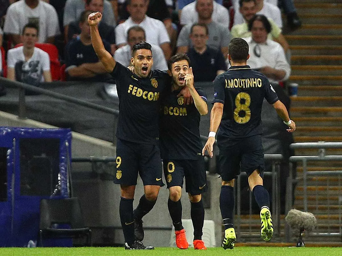 Бернарду Сілва (10-й номер) покине Фалькао і Моутінью?