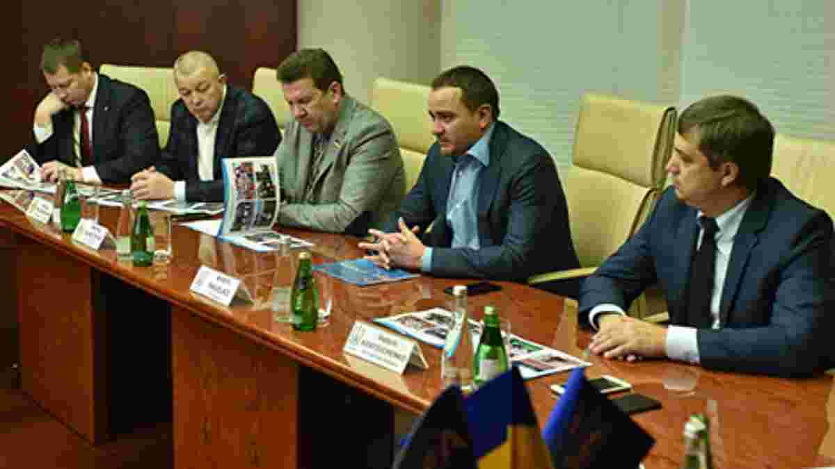 УЄФА і ФФУ обговорили розвиток кримського футболу – у Херсоні відбудеться Кубок Криму