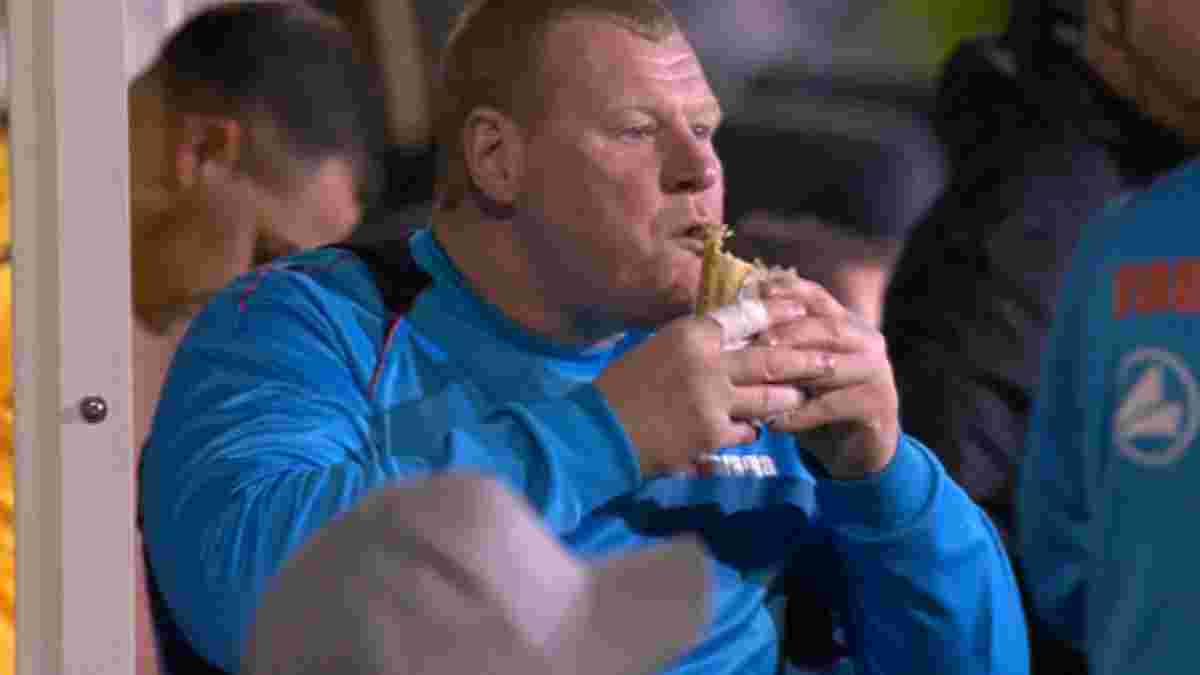 Воротар "Саттон Юнайтед" Вейн Шоу запідозрений у грі на тоталізаторі через поїдання пирога під час матчу з "Арсеналом"