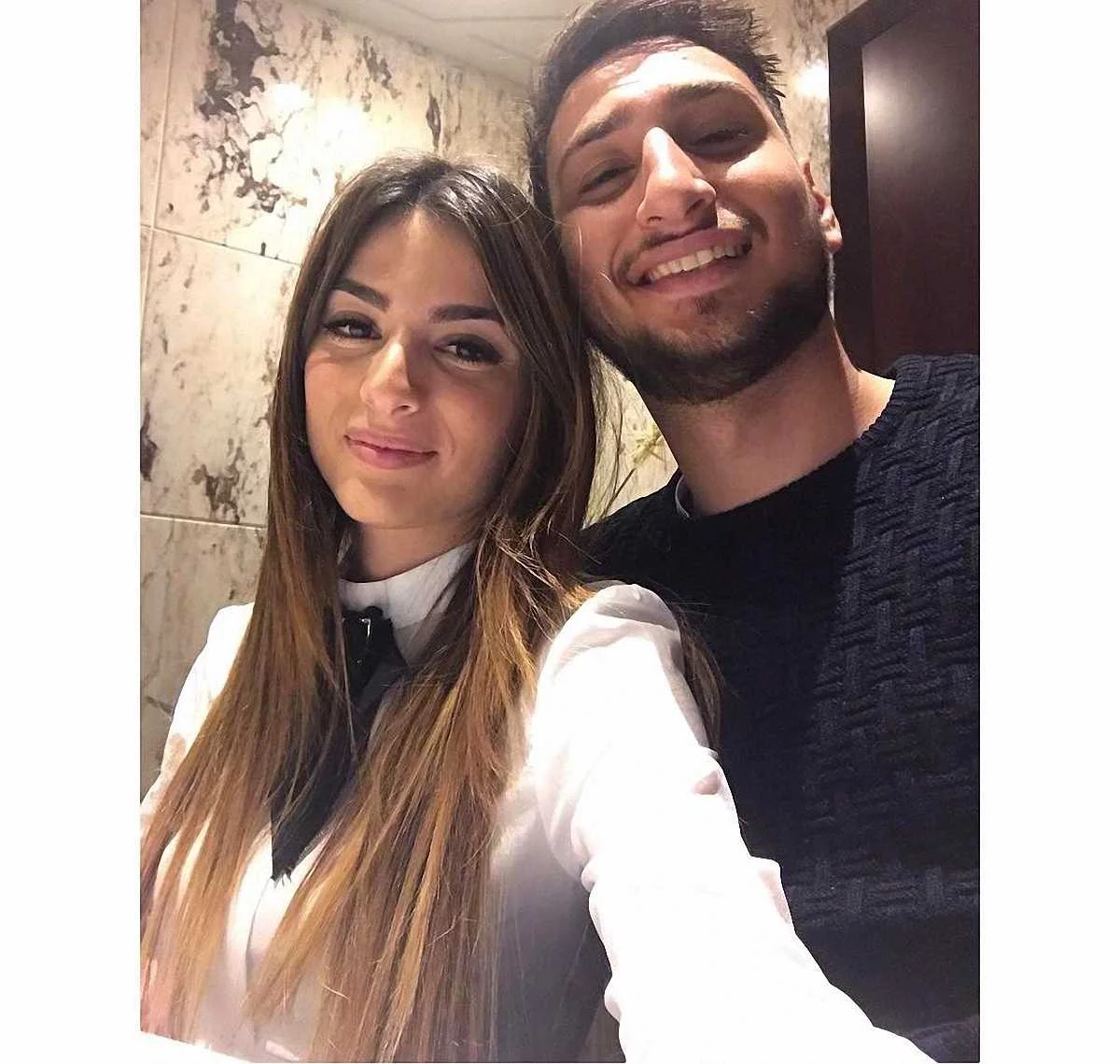 Джіджі Доннарумма з коханою на своє повноліття