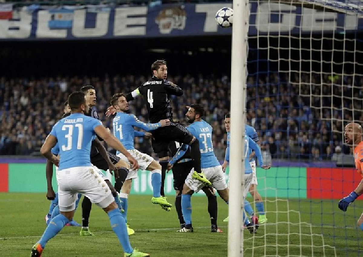 Рамос в матче против "Наполи" / getty images