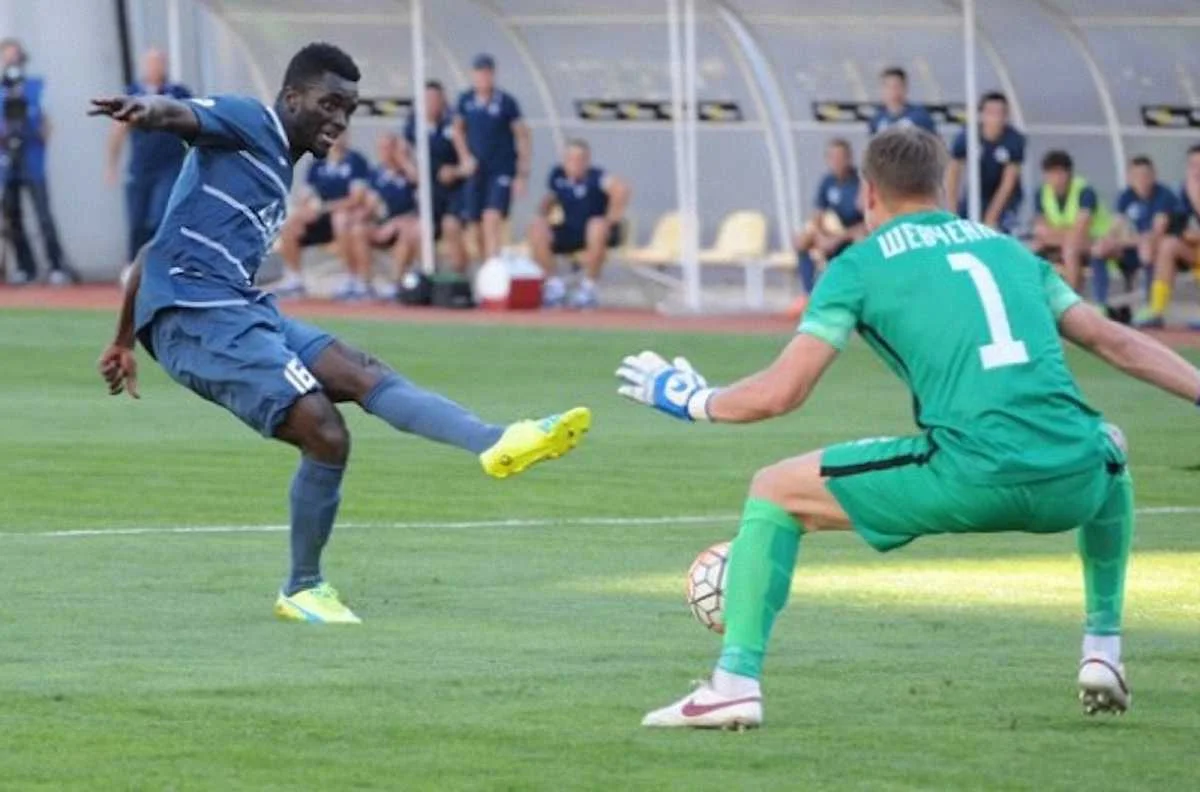 Кваме Карікарі / Cоцмережі