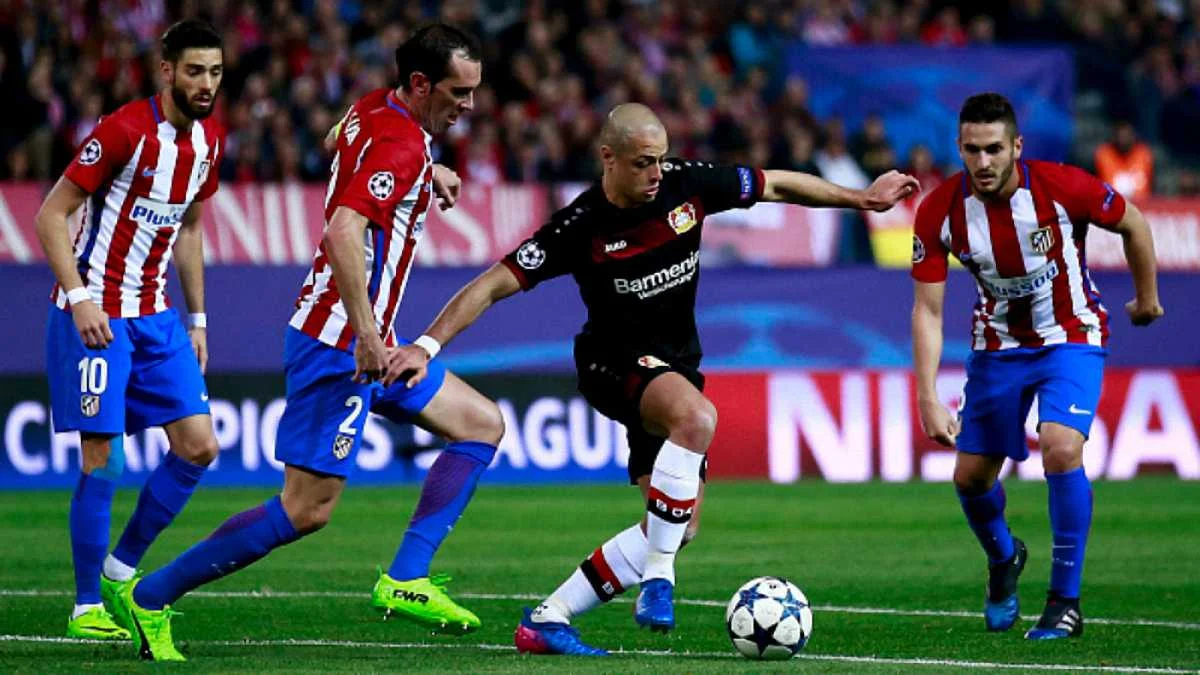 Хавьер Чичарито против "Атлетико" / Getty Images