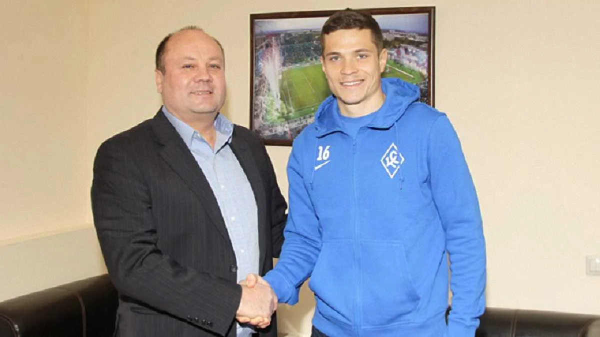 Артем Громов (справа) / Фото ФК "Крилья Совєтов"