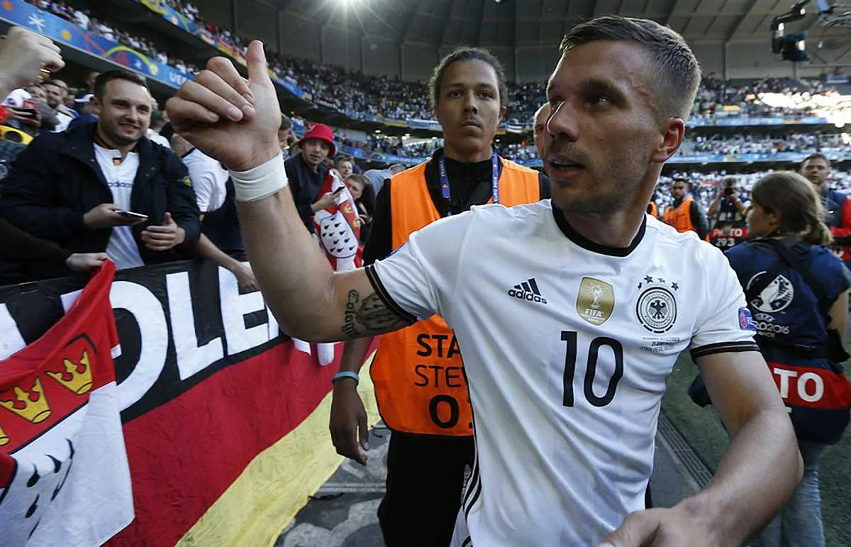 Лукас Подольскі