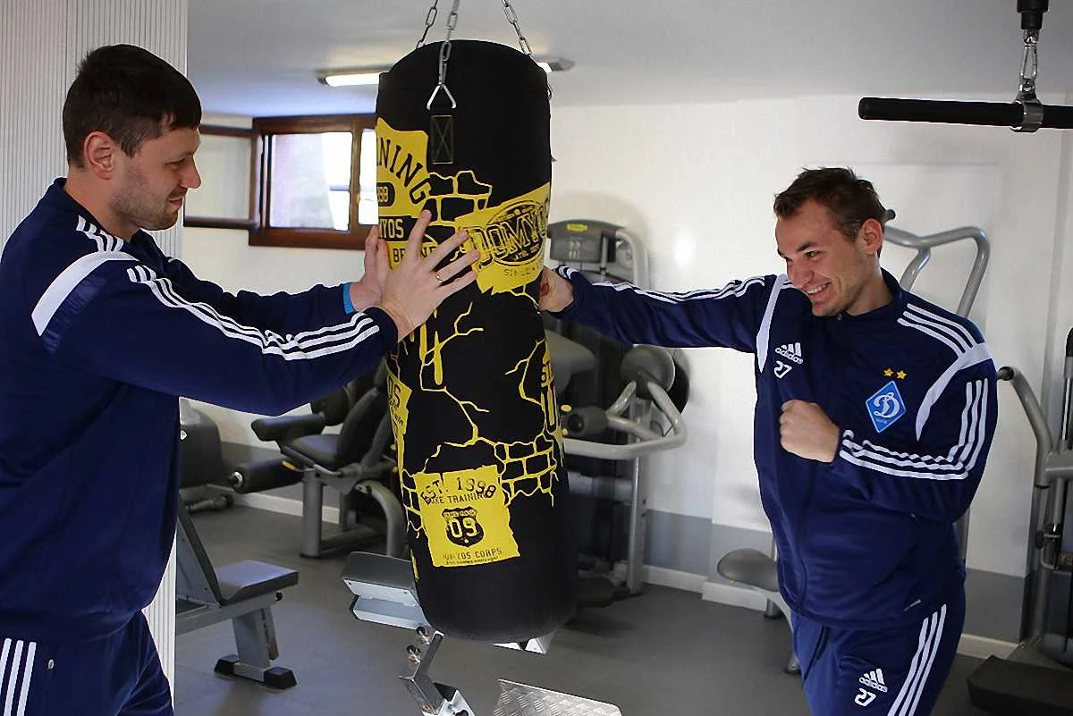 Євген Макаренко б'є грушу і в Росію не хоче