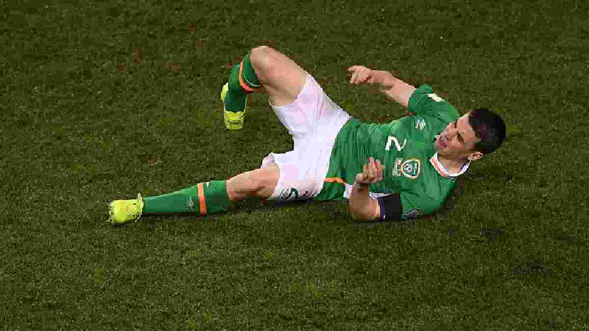 Захисник збірної Ірландії Коулмен зламав ногу в матчі проти Уельсу