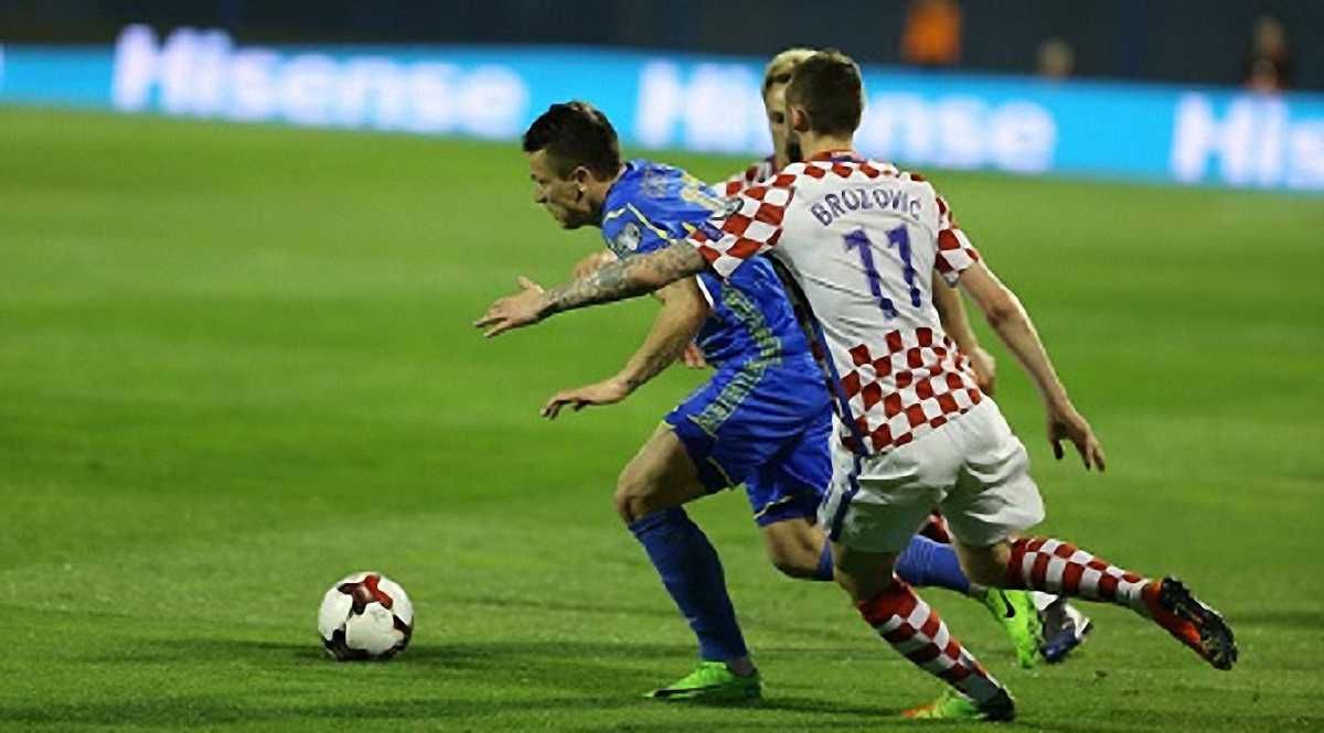 Євген Коноплянка не уник щільної опіки / Фото ФФУ