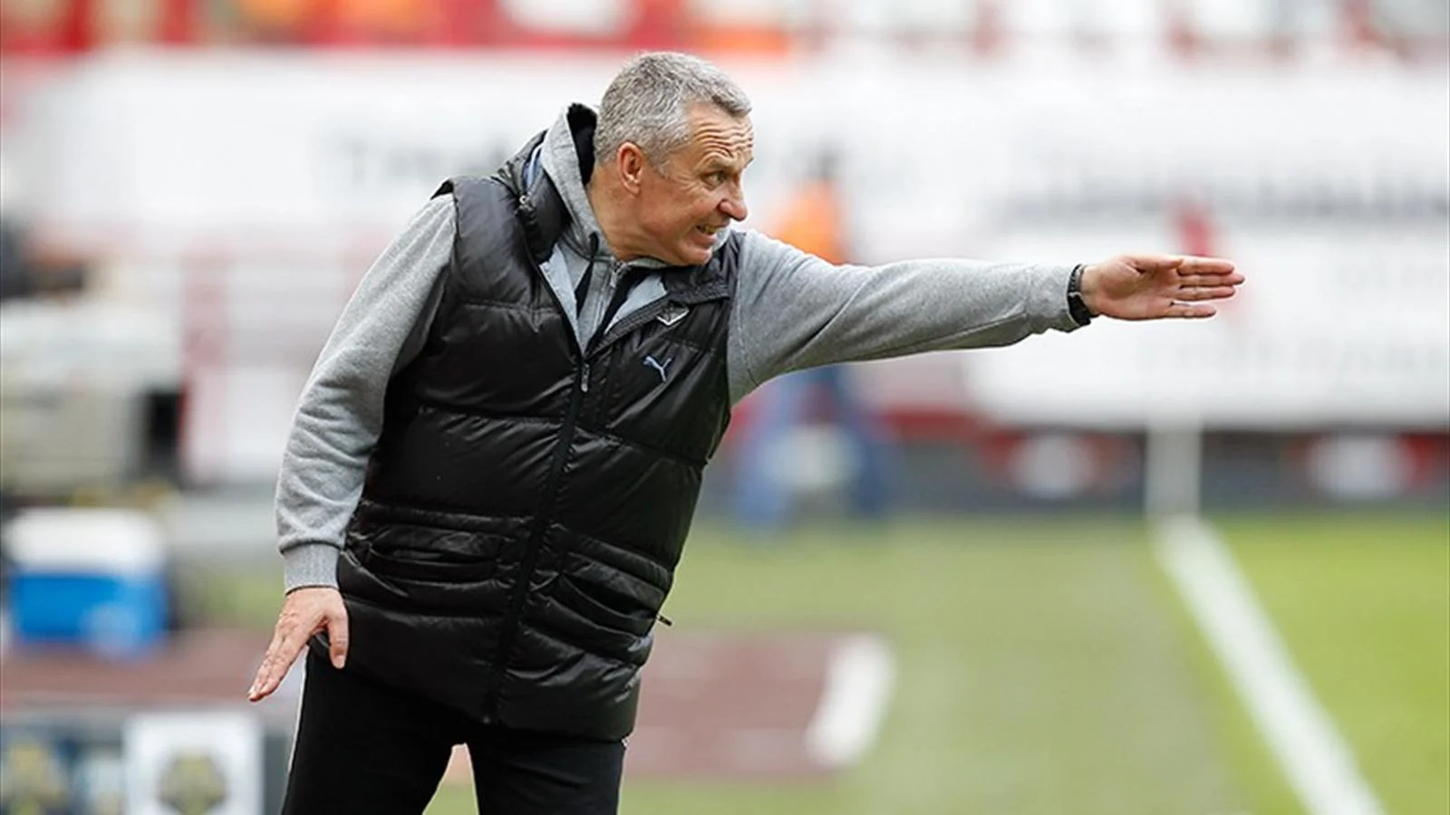 Леонид Кучук