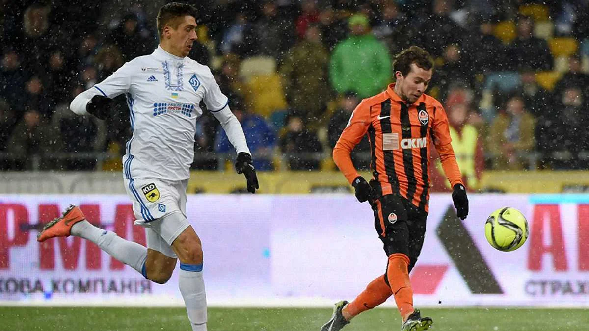 Евгений Хачериди против Бернарда / фото ФК Шахтер