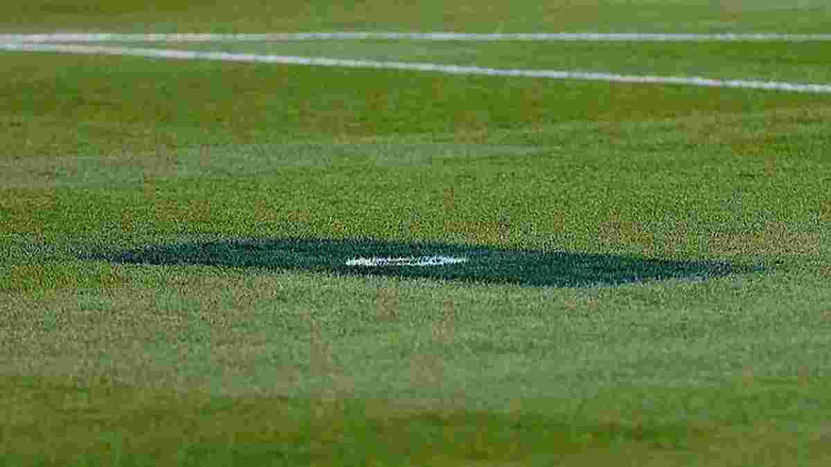 "Саутгемптон" замінив 11-метрову позначку після того, як суперники змазали 2 пенальті