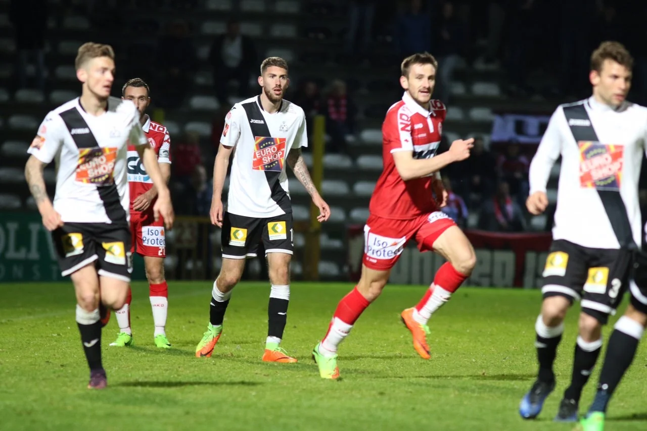 Андрій Тотовицький в матчі проти "Руселаре"