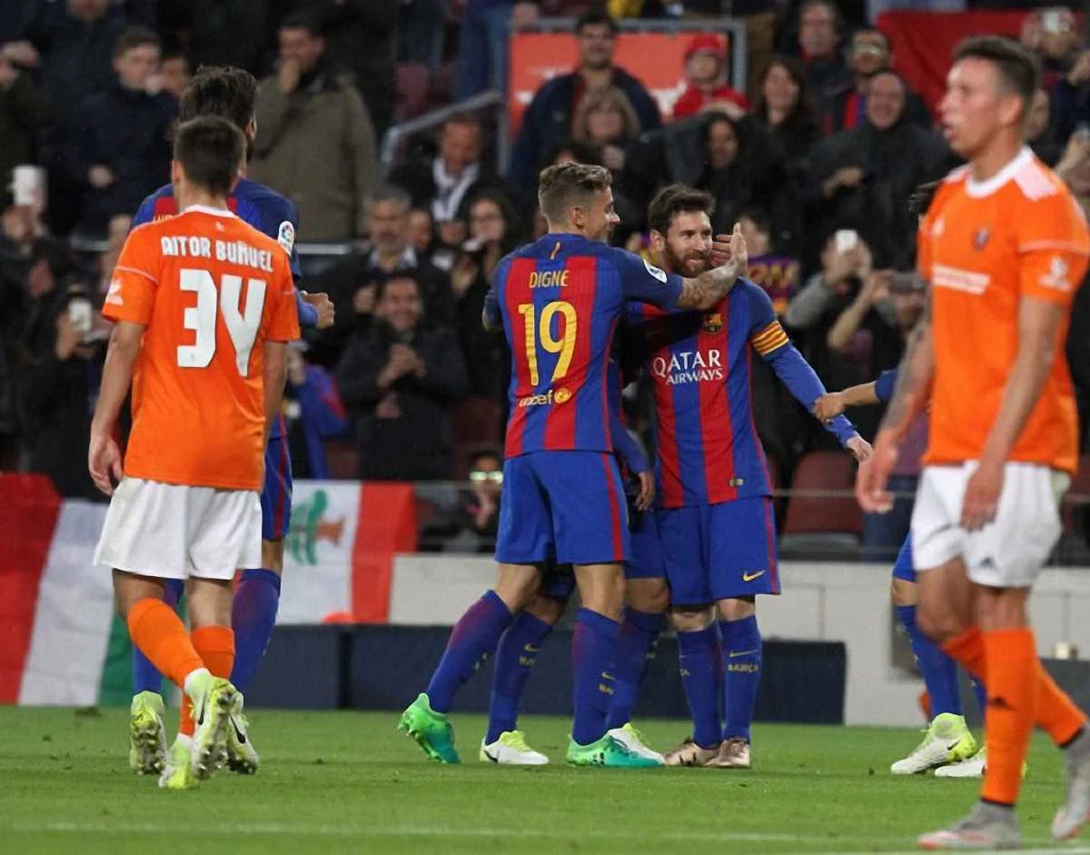 Партнери вітають Мессі / La Liga