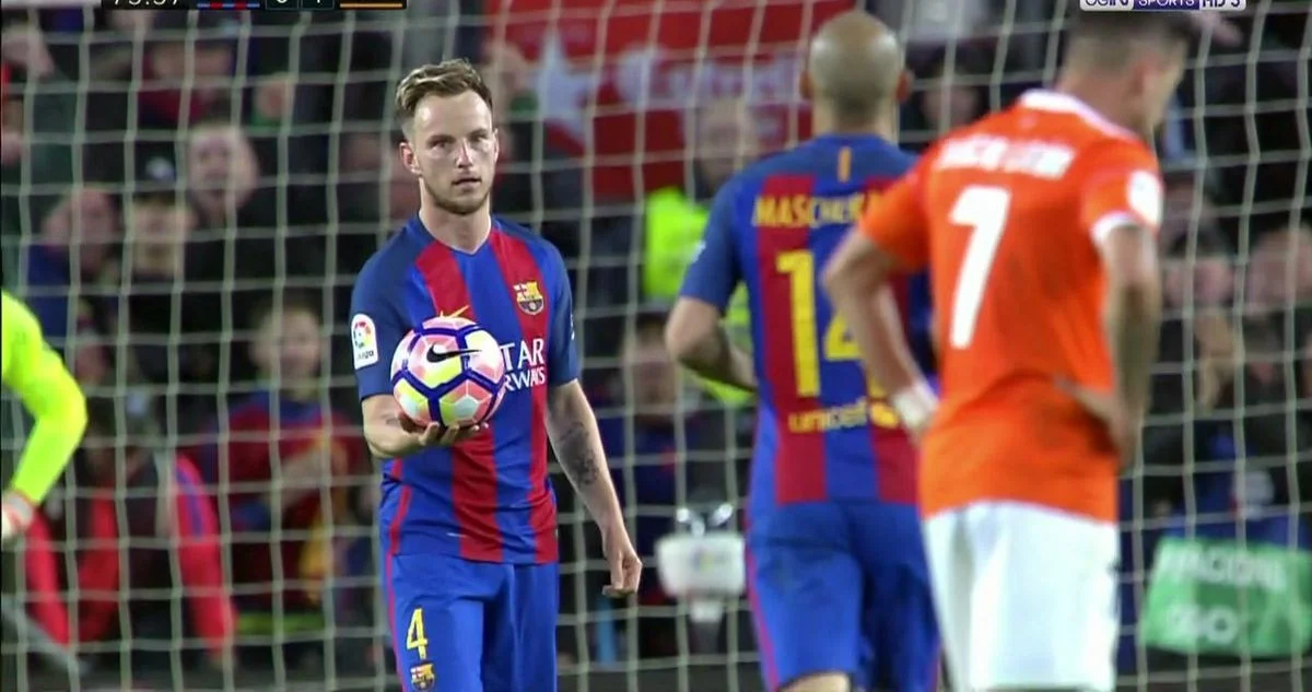 Ракітіч віддає право на пенальті