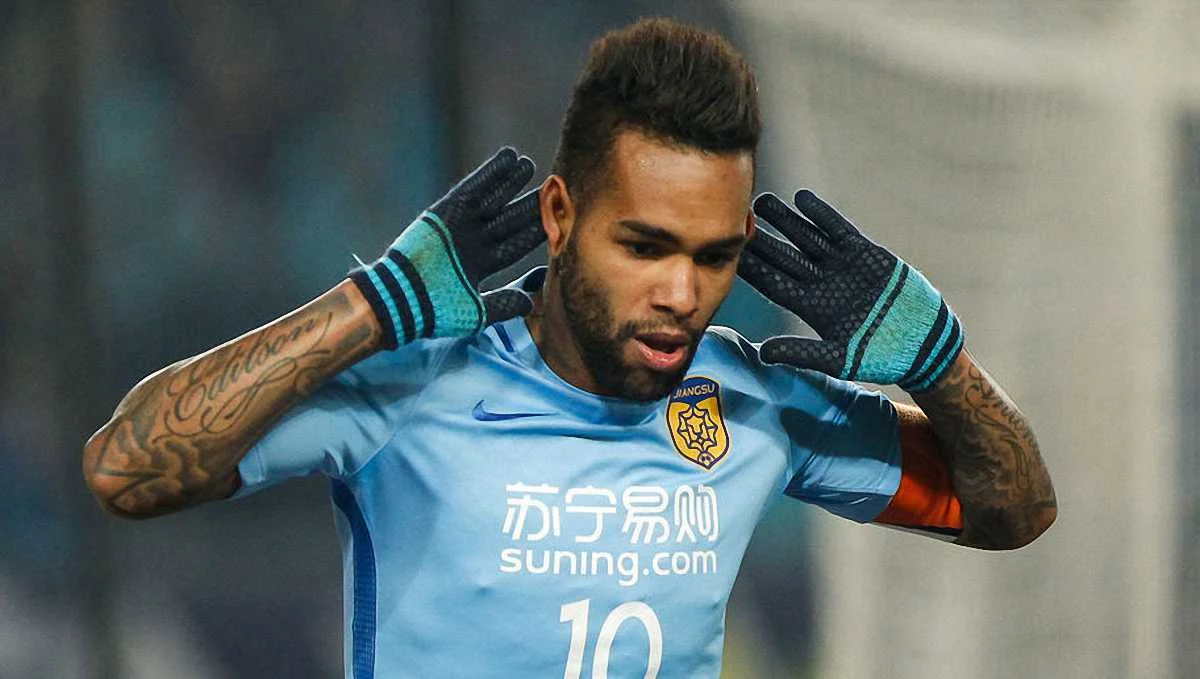 Тейшейра снова забил