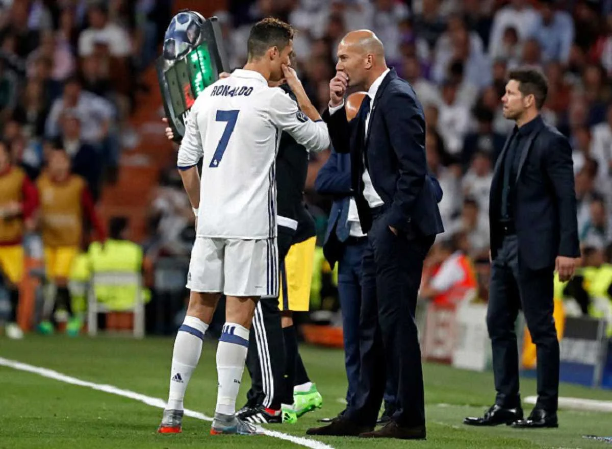 Зідан та Роналду / getty images