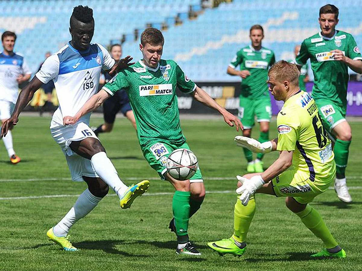 "Карпаты" уступили "Стали"