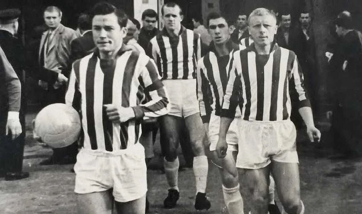 Володимир Дударенко – крайній праворуч