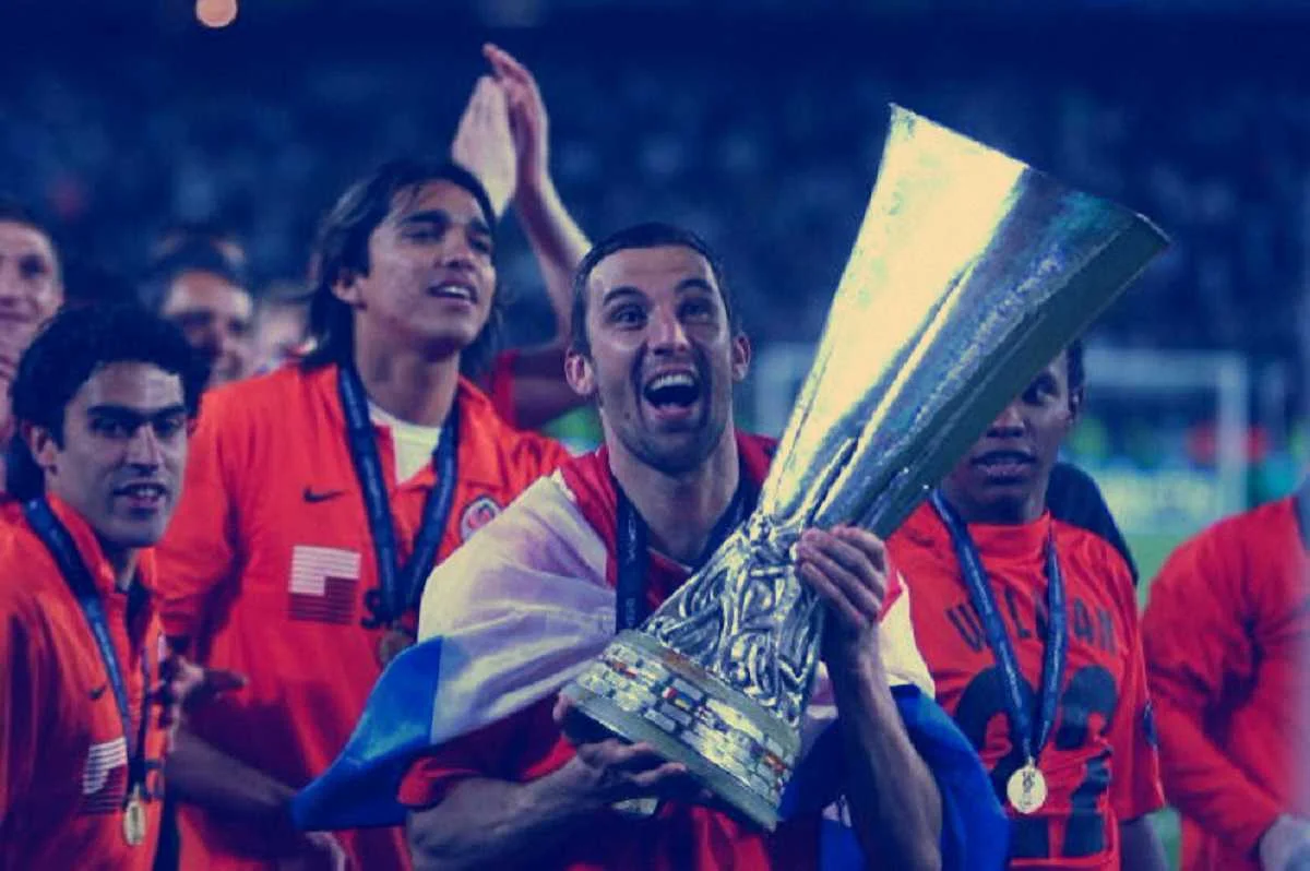 Капітан Даріо Срна із євротрофеєм / Getty images