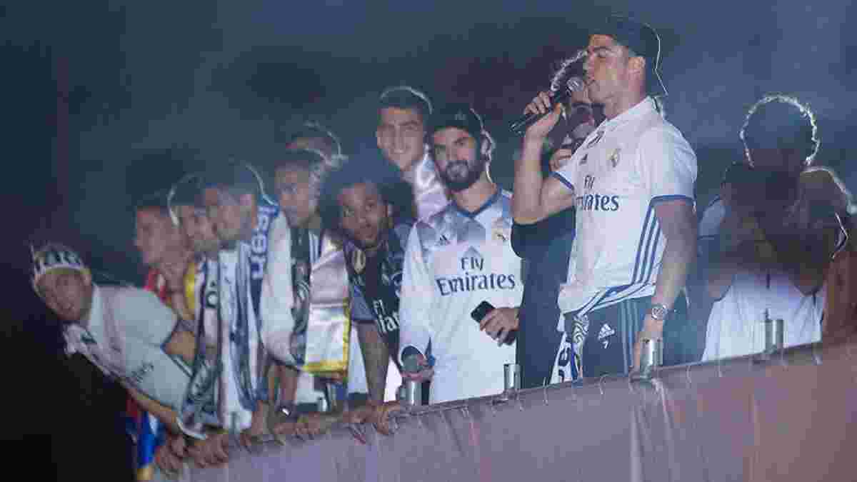 "Я люблю тебя, Реал Мадрид". Как Роналду пел фанатам, празднуя чемпионство