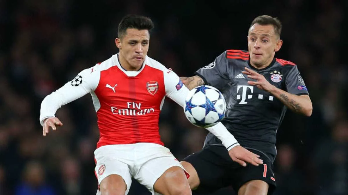 Алексіс Санчес проти Баварії / Getty Images