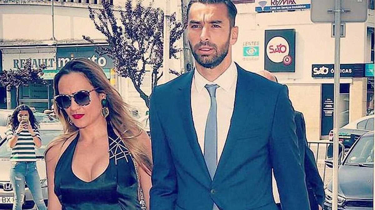 Руй Патрісіу з дружиною / фото Record