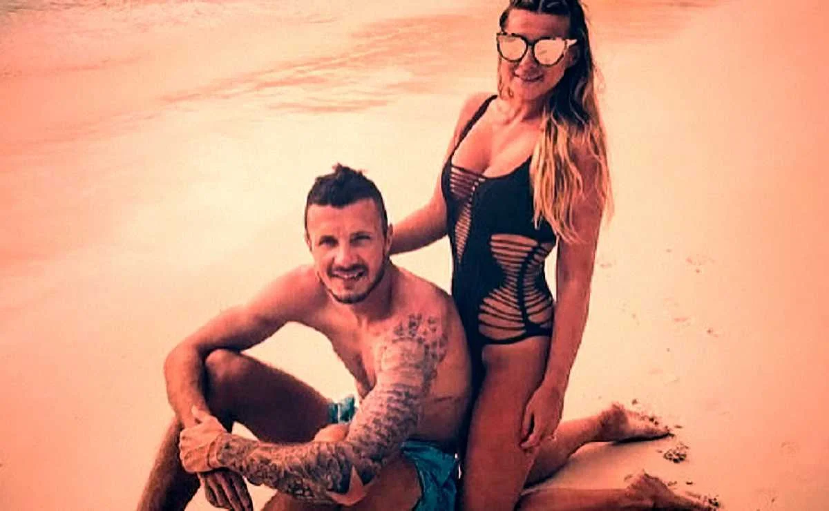 Микита Рукавиця та його кохана / Instagram