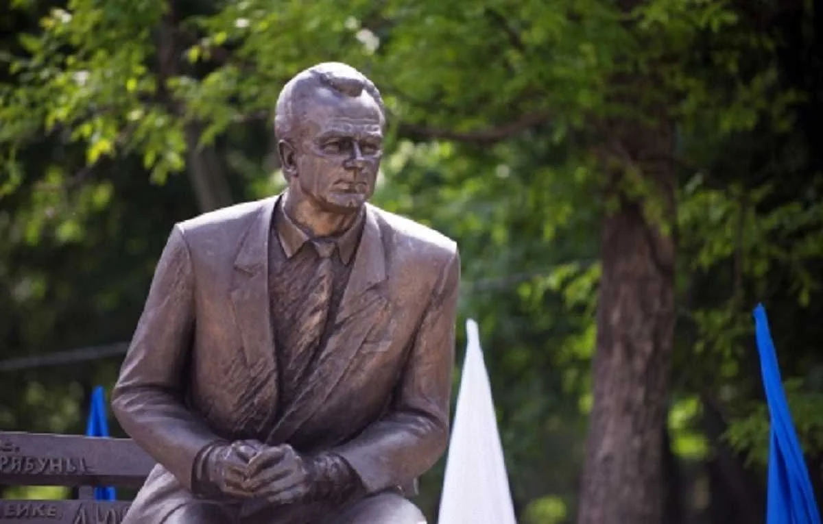 Пам'ятник Валерію Лобановському