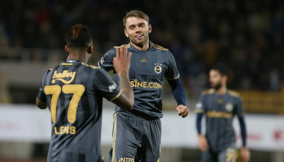 Олександр Караваєв