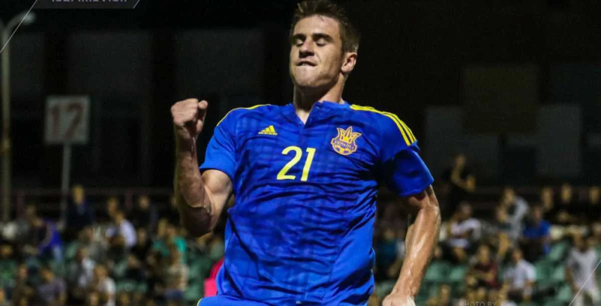 Автор переможного голу в ворота фінів Артем Бєсєдін