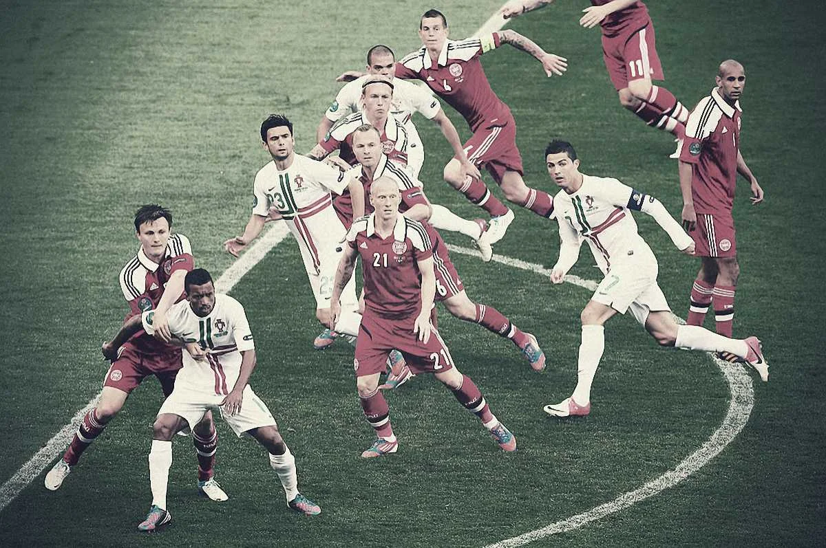 Португалія атакує, але Роналду не забиває / Getty images