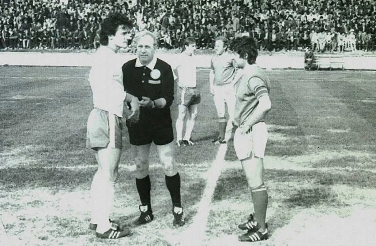 1985-й. Андрій Баль та Іван Яремчук напередодні товариського матчу з нікопольським Колосом