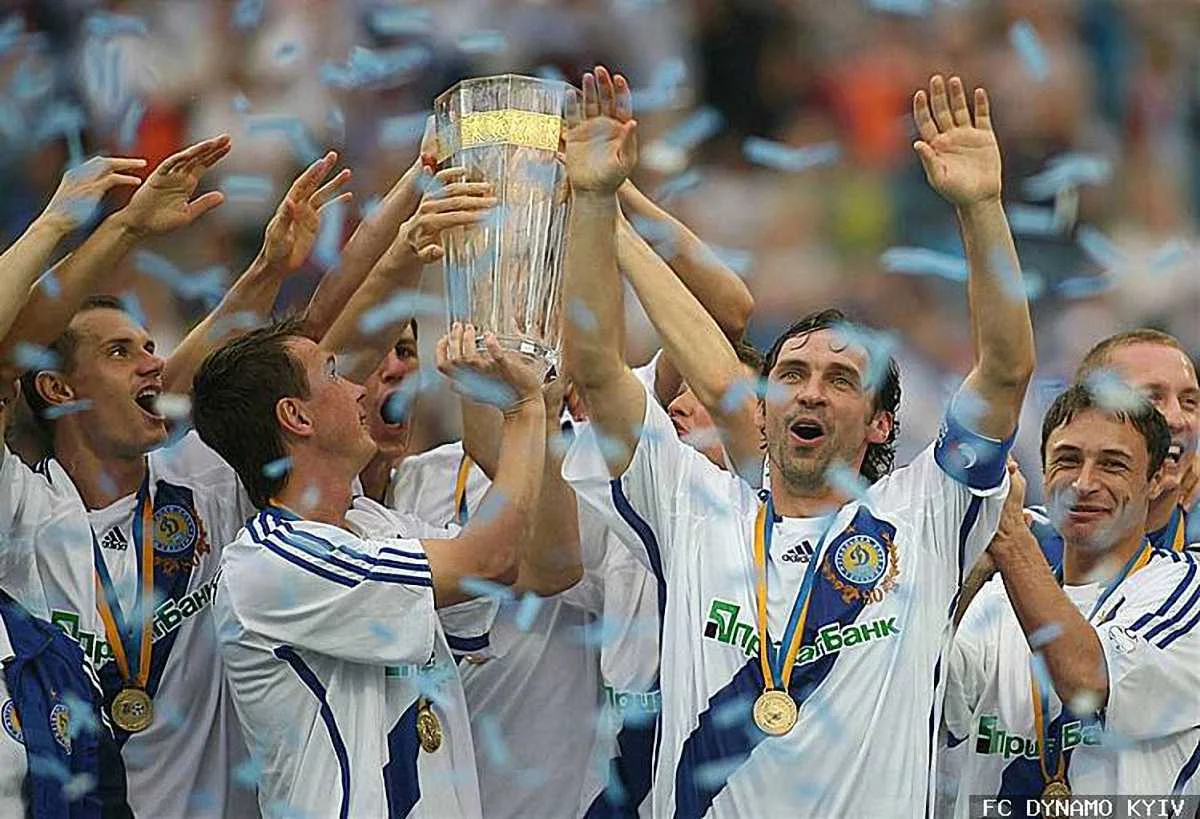 Ващук здобув з Динамо десять чемпінських титулів і п'ять Кубків України