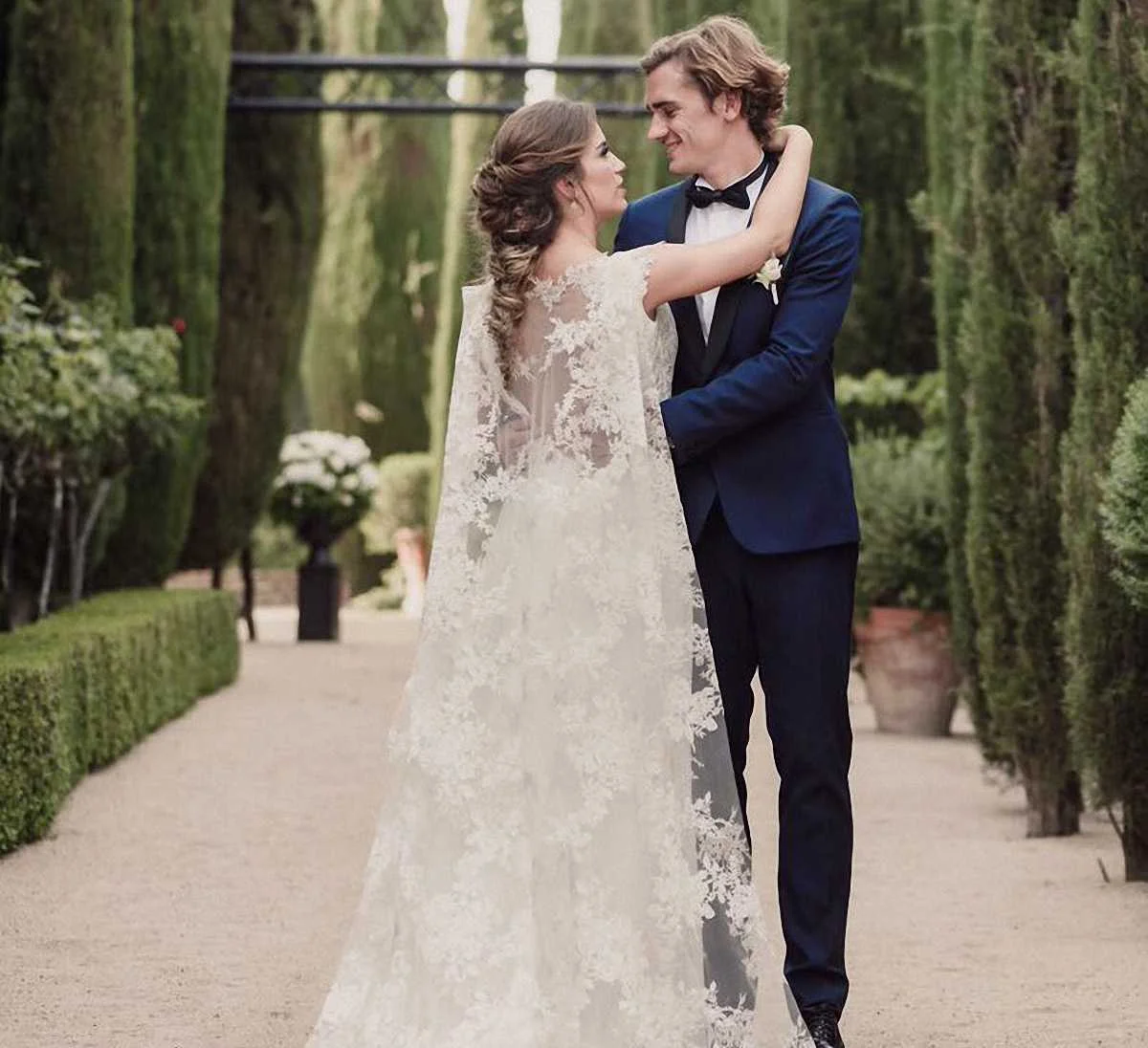 Антуан Гризманн с женой