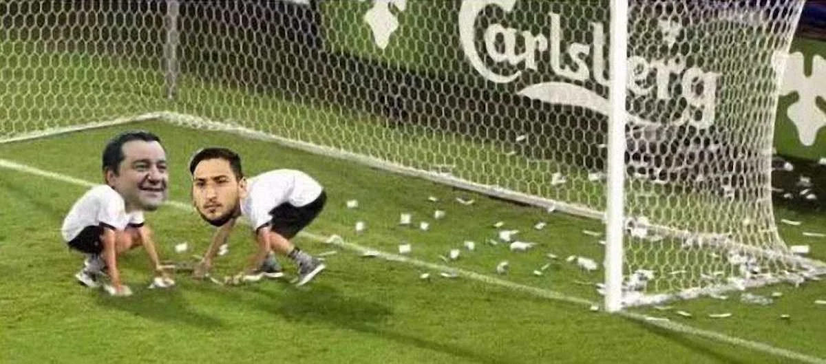 "Доннарумма" и его агент "Райола" якобы собирают фальшивые доллары – коллаж из соцсетей