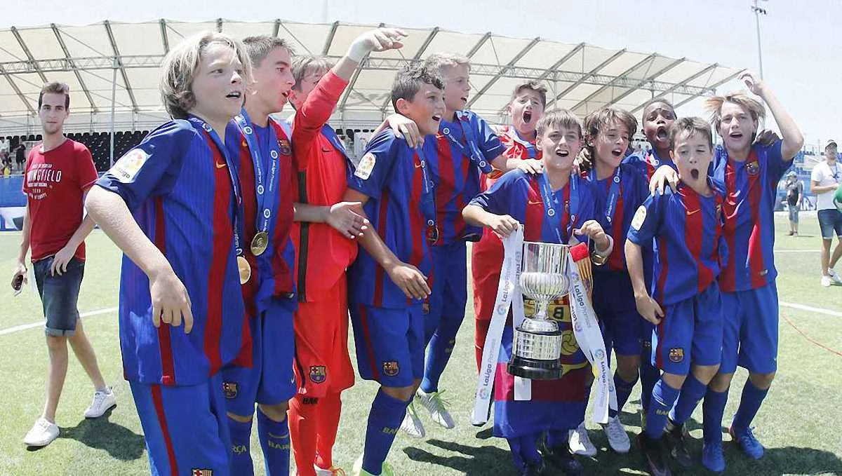 Барселона празднует чемпионство Испании