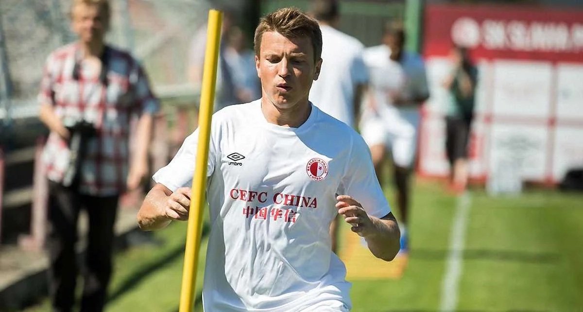 Руслан Ротань / ФК Славия