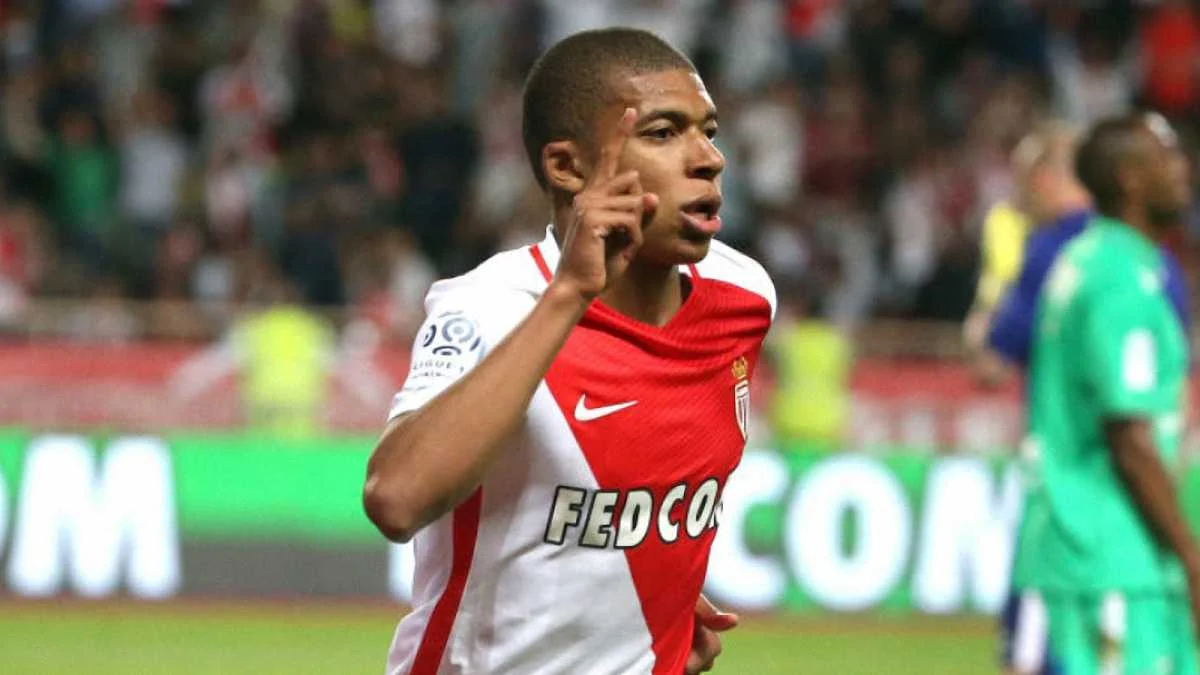 Килиан Мбаппе / Getty Images