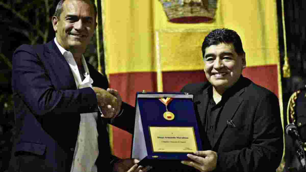 Марадона стал почетным гражданином Неаполя