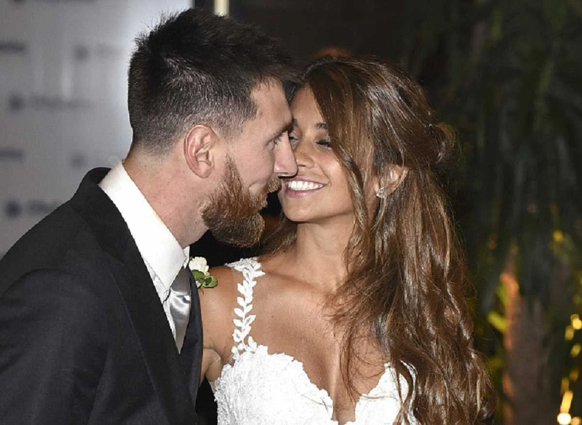 Ліонель Мессі та Антонелла Рокуццо / Getty Images