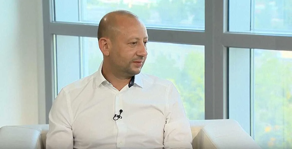 Володимир Генінсон