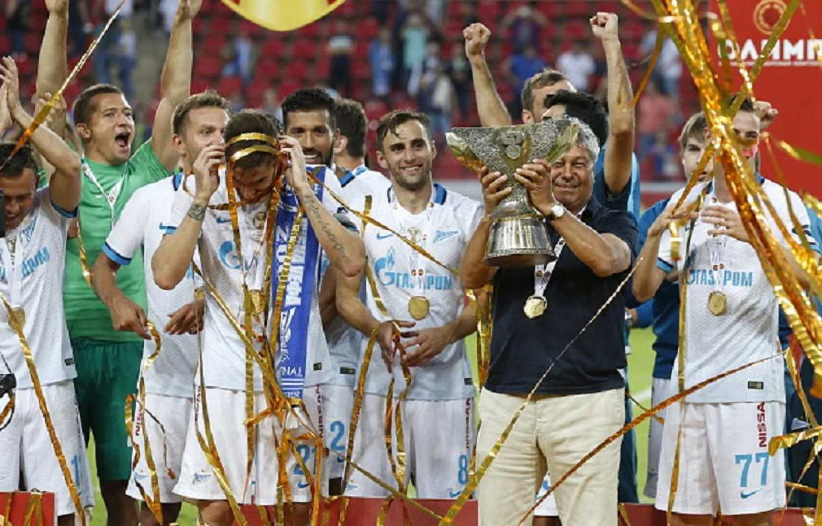 Луческу смог выиграть с Зенитом только Суперкубок России / Фото Getty Images