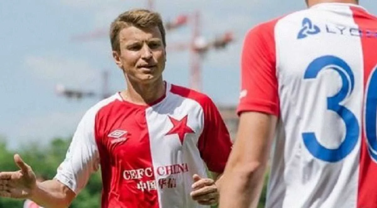 Руслан Ротань у Славії