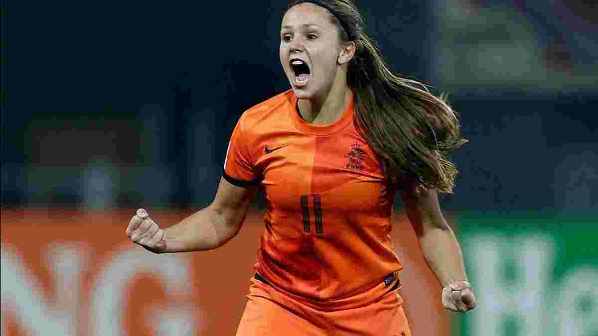 Гравчиня жіночої збірної Нідерландів знищила двох суперниць красивим фінтом на Євро-2017